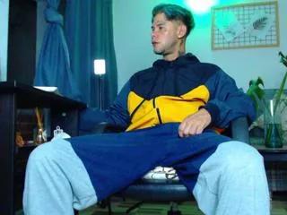derryck on Flirt4Free 
