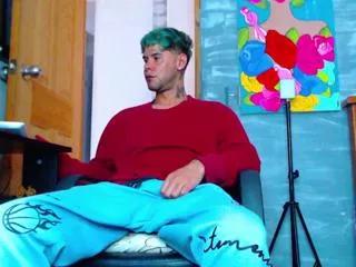 derryck on Flirt4Free 