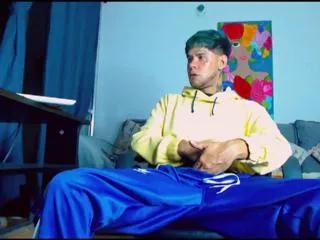 derryck on Flirt4Free 