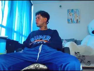 derryck on Flirt4Free 