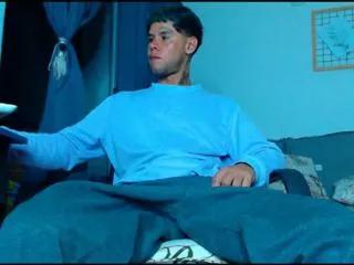 derryck on Flirt4Free 
