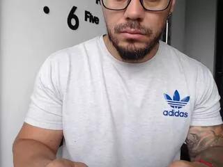 derryl on Flirt4Free