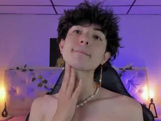 elliot_soleil on Flirt4Free 
