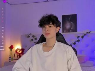 elliot_soleil on Flirt4Free 