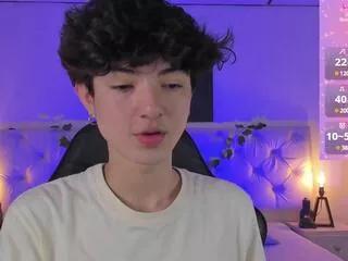 elliot_soleil on Flirt4Free