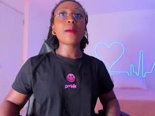 emma_sanzz on Flirt4Free 