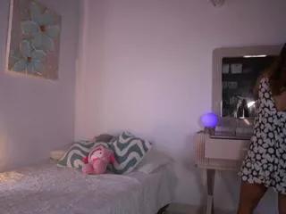 hanah_evans on Flirt4Free 