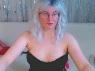 hanna_vibes on Flirt4Free 