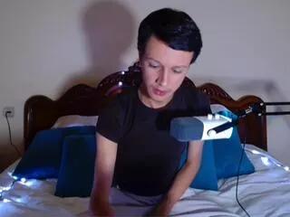 ivan_yohna on Flirt4Free