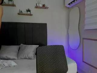 kriss_santos on Flirt4Free