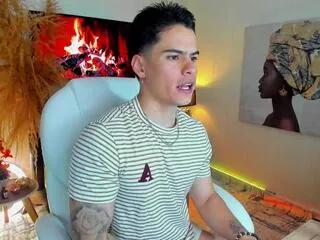 matt_andersson on Flirt4Free 
