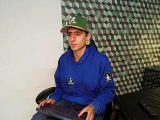 matthew_dixon on Flirt4Free 