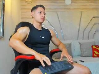 maxx_thomson on Flirt4Free 