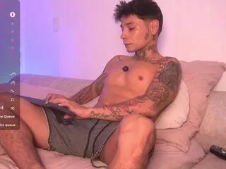 miller_hedz on Flirt4Free 
