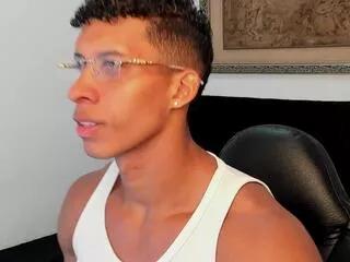 niico_santana on Flirt4Free