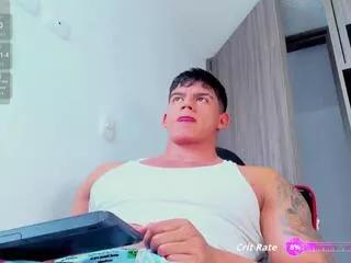 oskar_ford on Flirt4Free