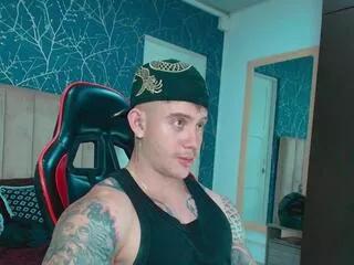 paul_thompson on Flirt4Free