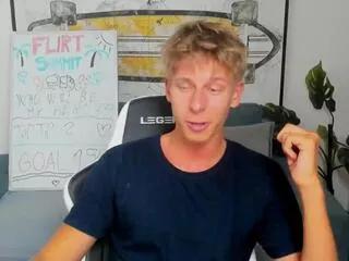 remy_levine on Flirt4Free