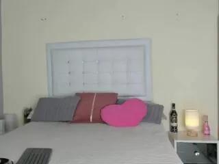 sopphie_fox on Flirt4Free 