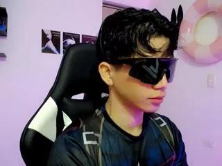 tayson_millerss on Flirt4Free