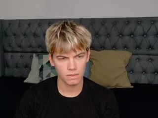 tibby_duran — Away on Flirt4Free