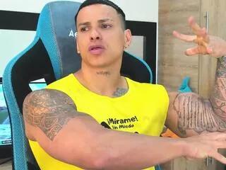 titan_jones on Flirt4Free 