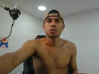 will_be on Flirt4Free 