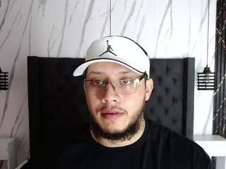 william_jhones on Flirt4Free
