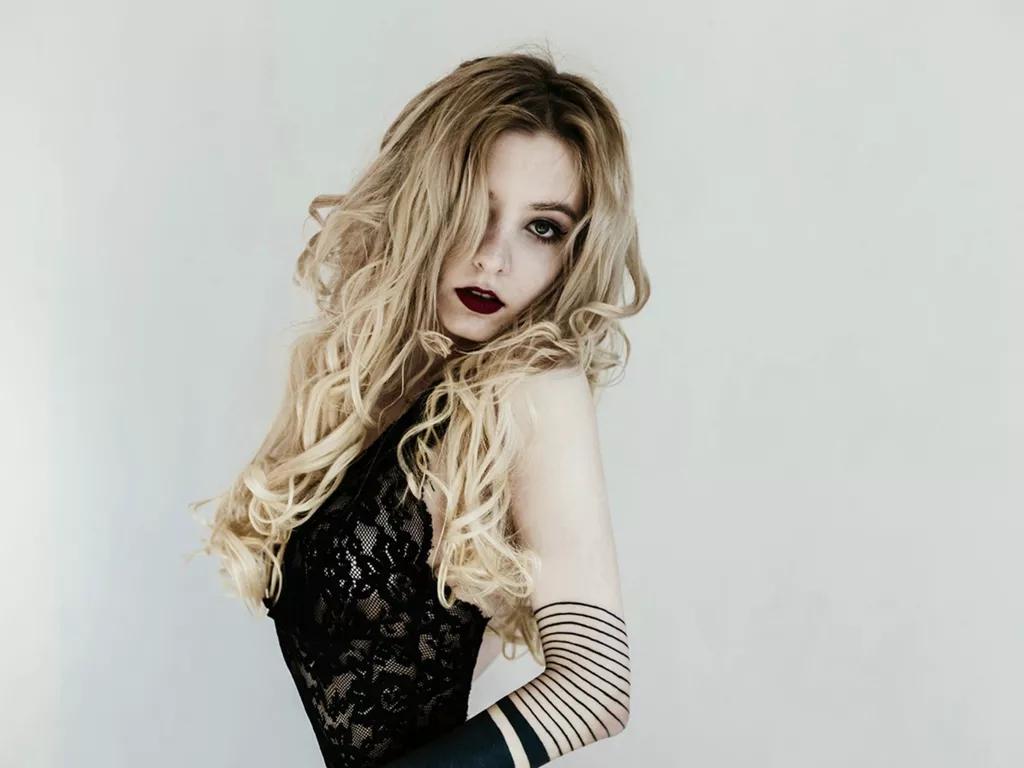 AngelikaMoebius on LiveJasmin