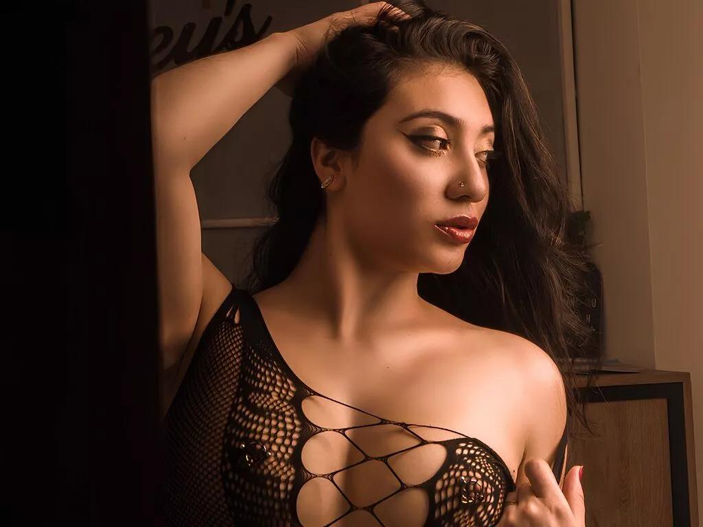 ArianaZahar on LiveJasmin