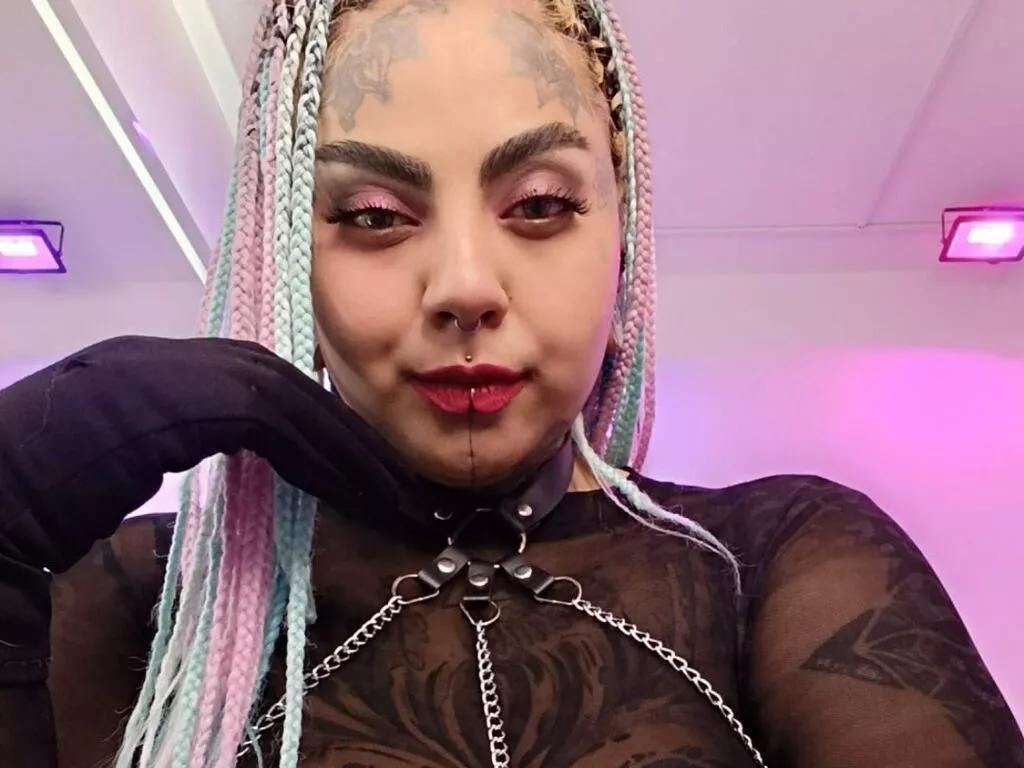 EllaGhost on LiveJasmin