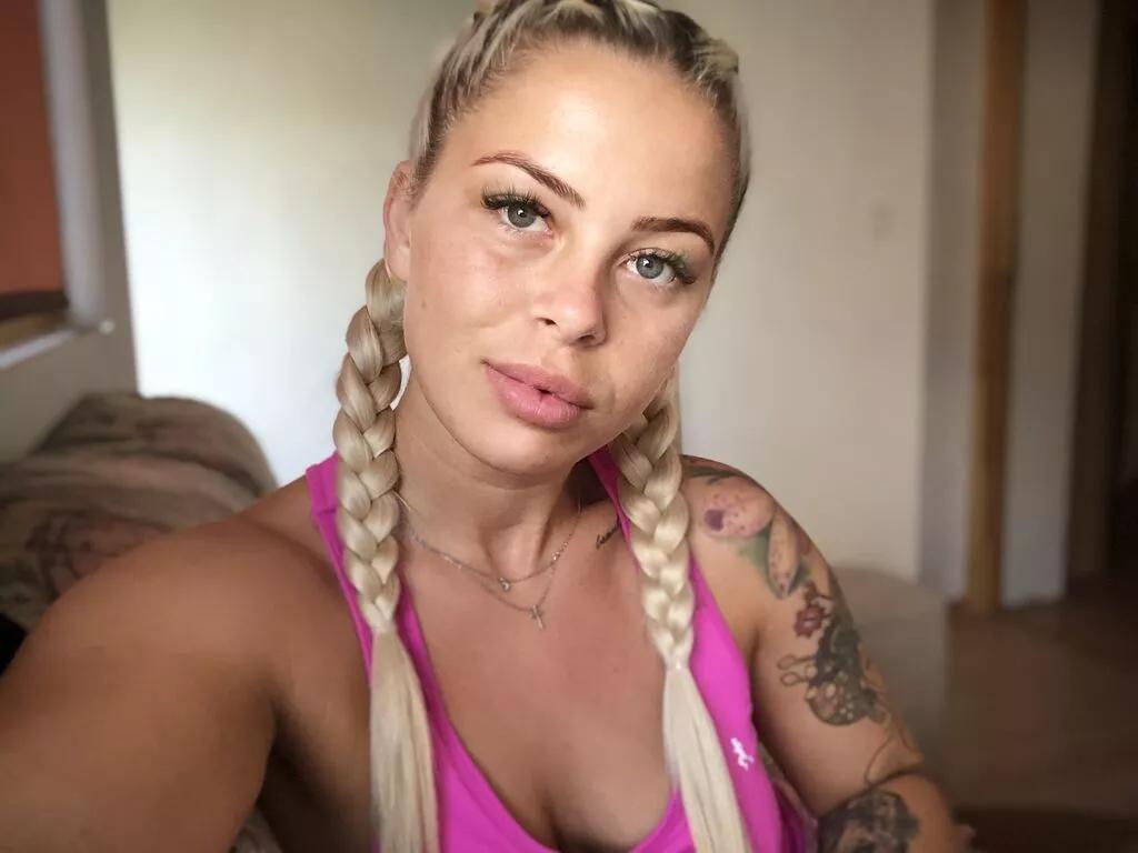 KateAllya on LiveJasmin