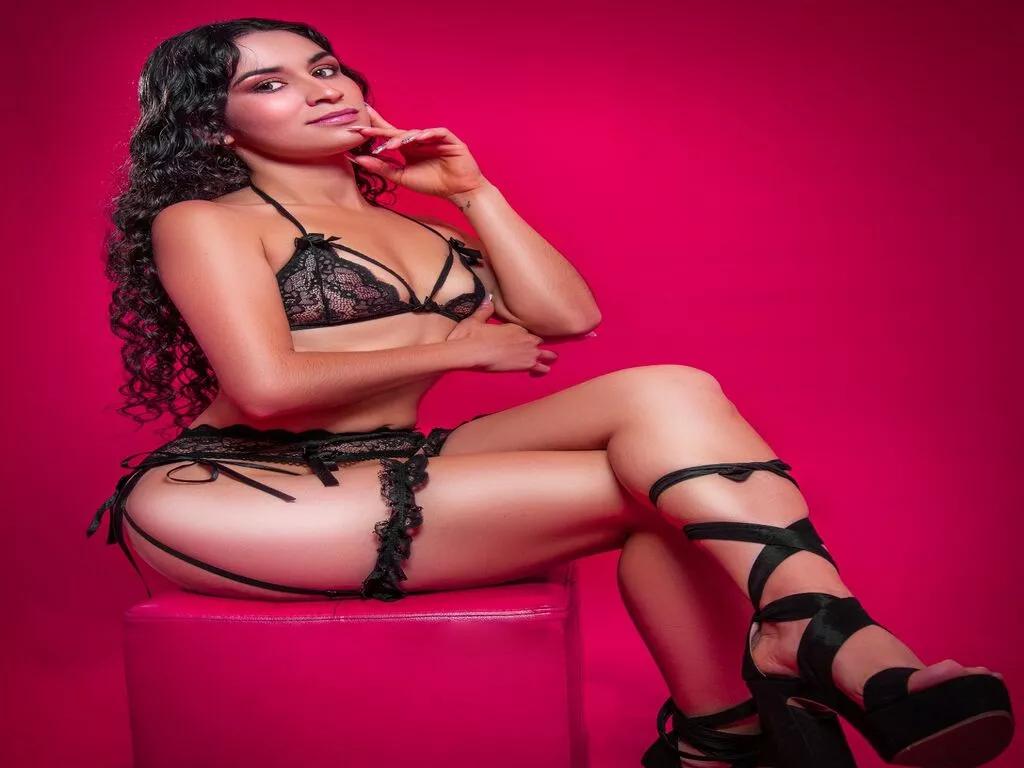 LaylaSia on LiveJasmin