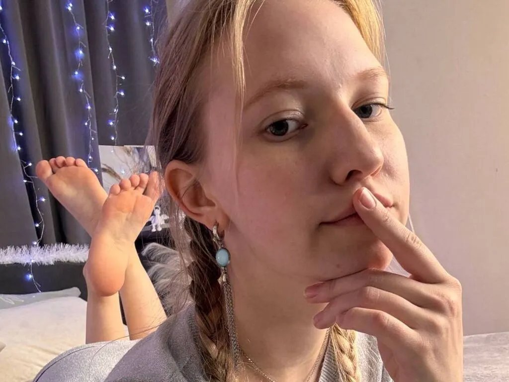 LorrieJuluke — Freechat on LiveJasmin