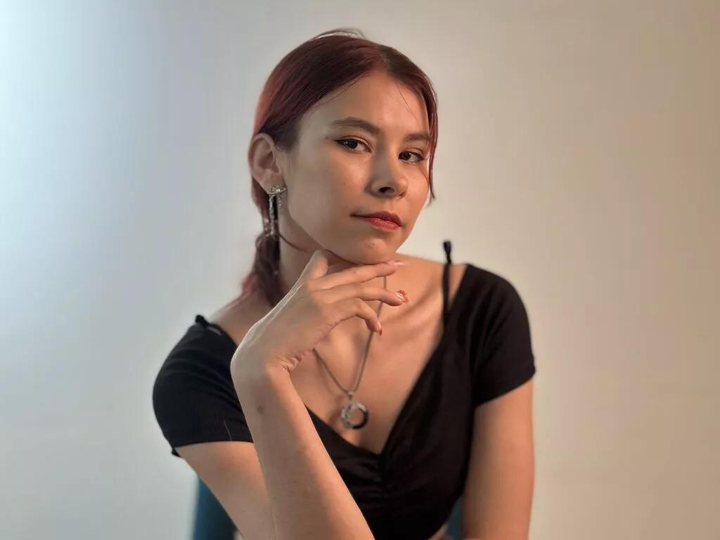 MintaMaguire on LiveJasmin