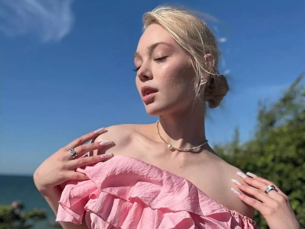 StarryLace on LiveJasmin