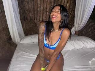 Aliceguzman18 on Streamate