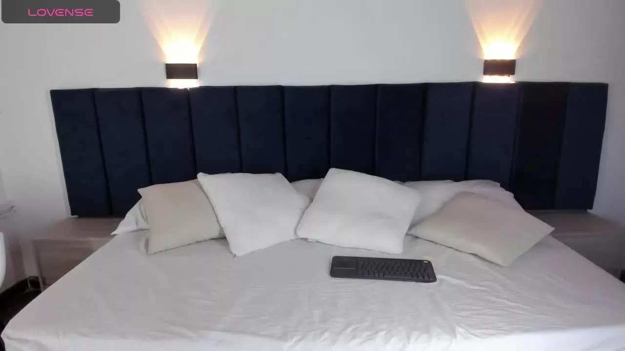 AlahiaStone on Streamray 