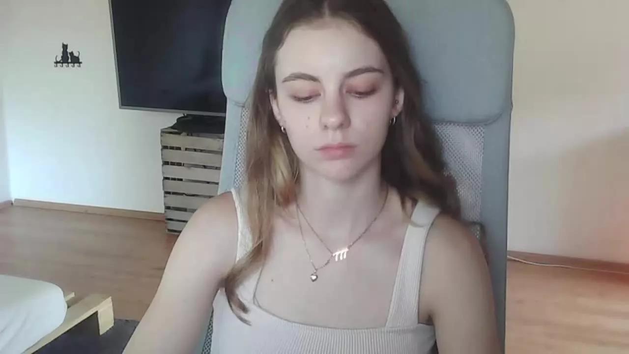AriaFlirt on Streamray 