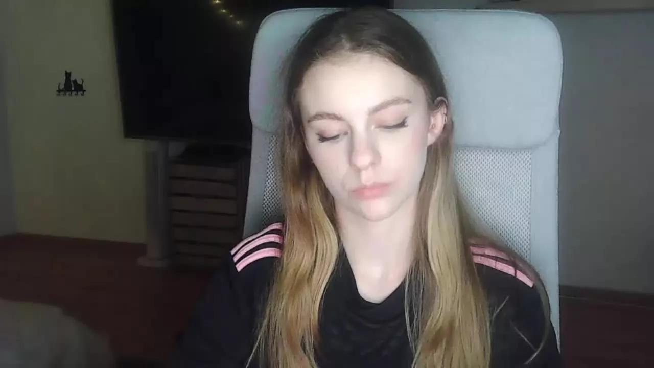 AriaFlirt on Streamray 