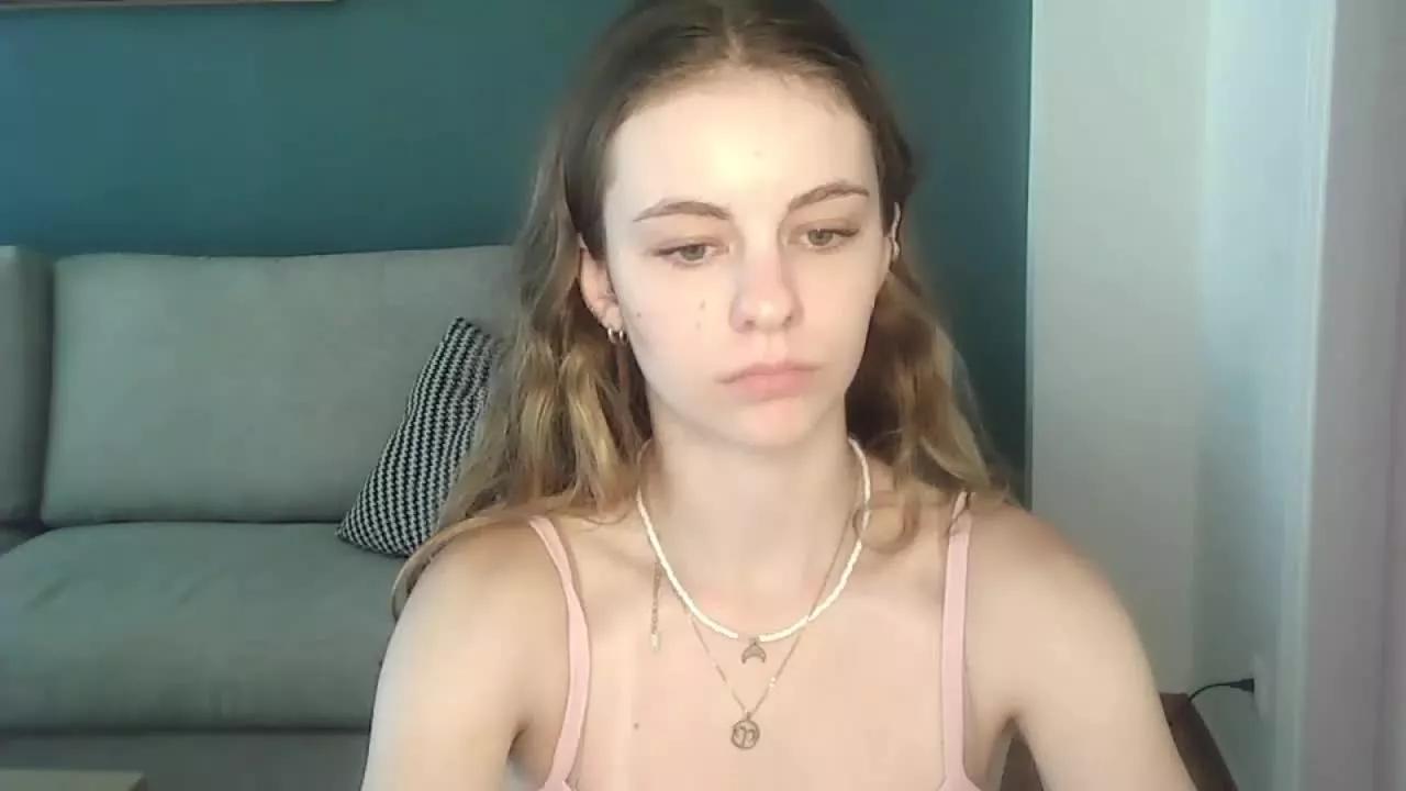 AriaFlirt on Streamray 