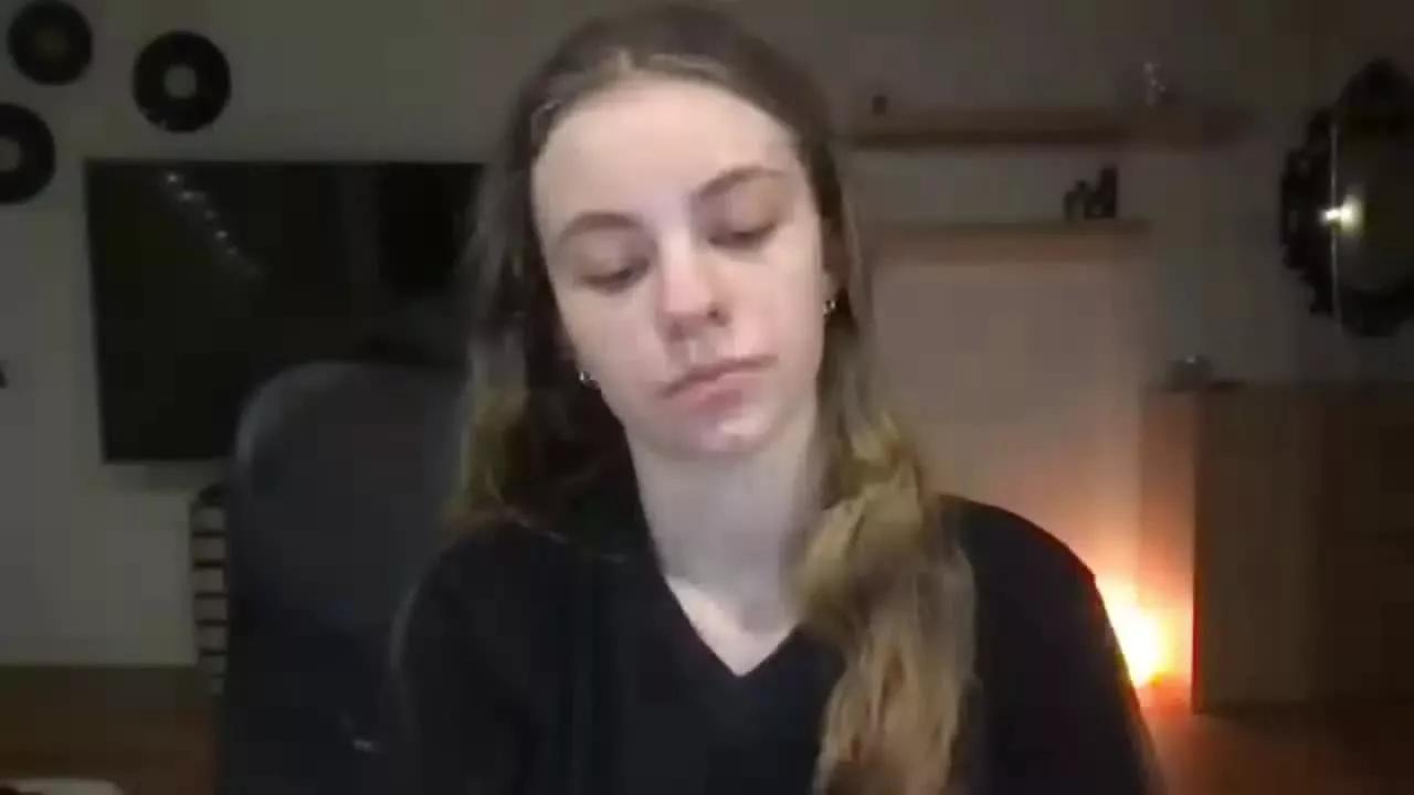 AriaFlirt on Streamray 