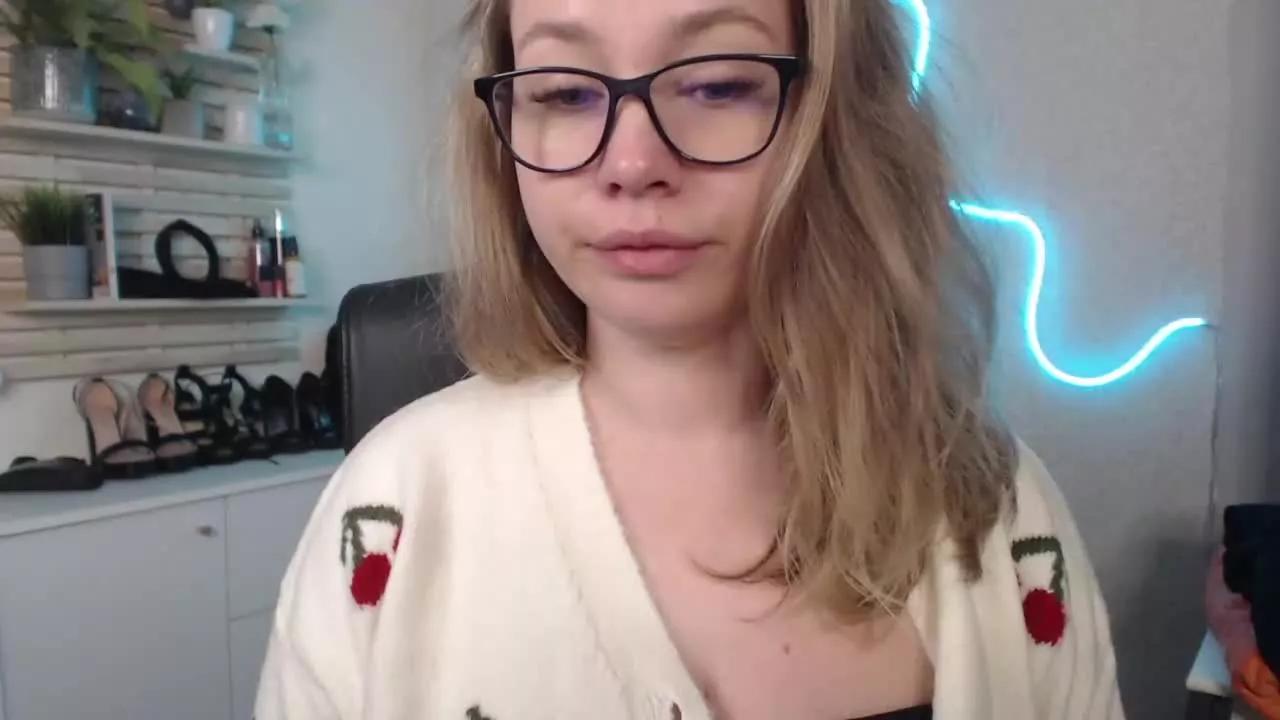 bambiHOLLY on Streamray 