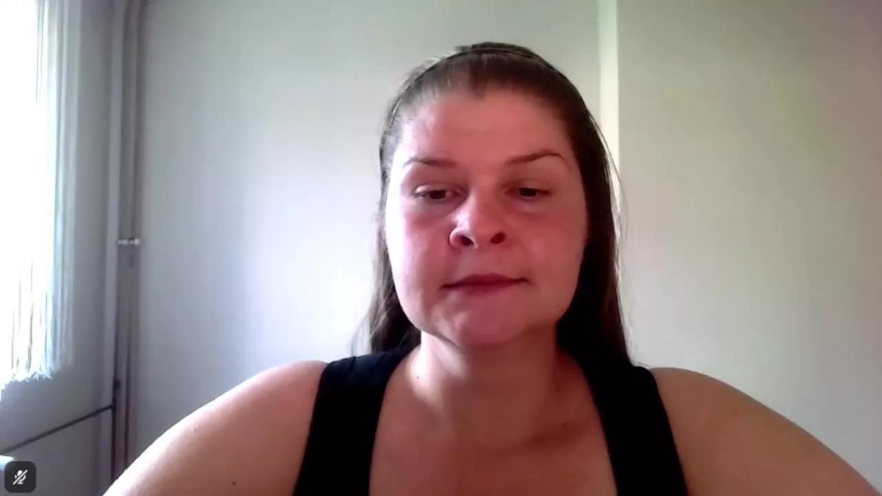 CarolineHeart on Streamray