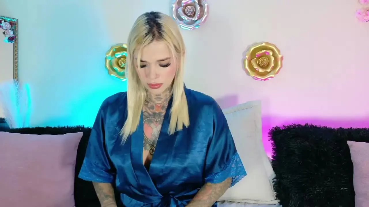 CattleyaHarlow on Streamray 