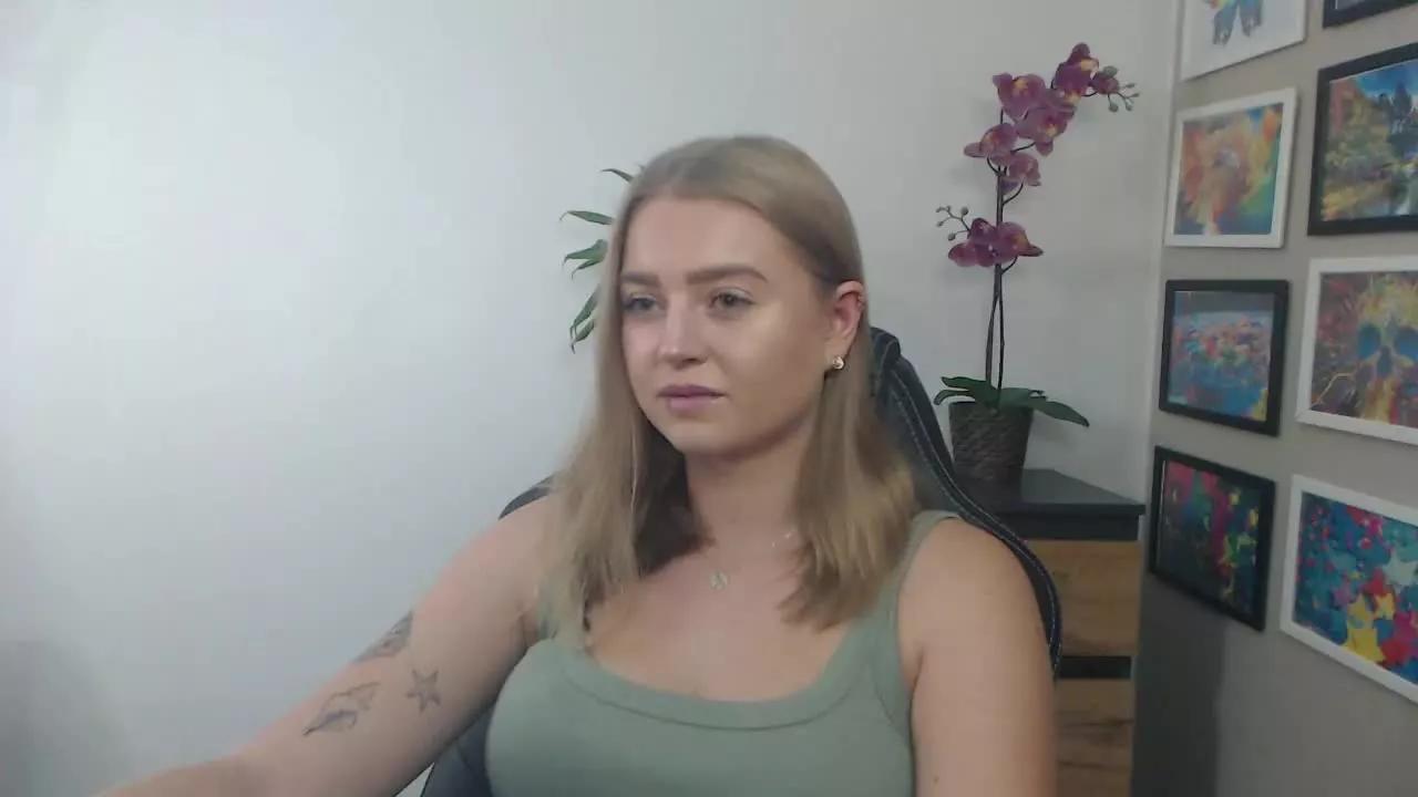littleERICA on Streamray 