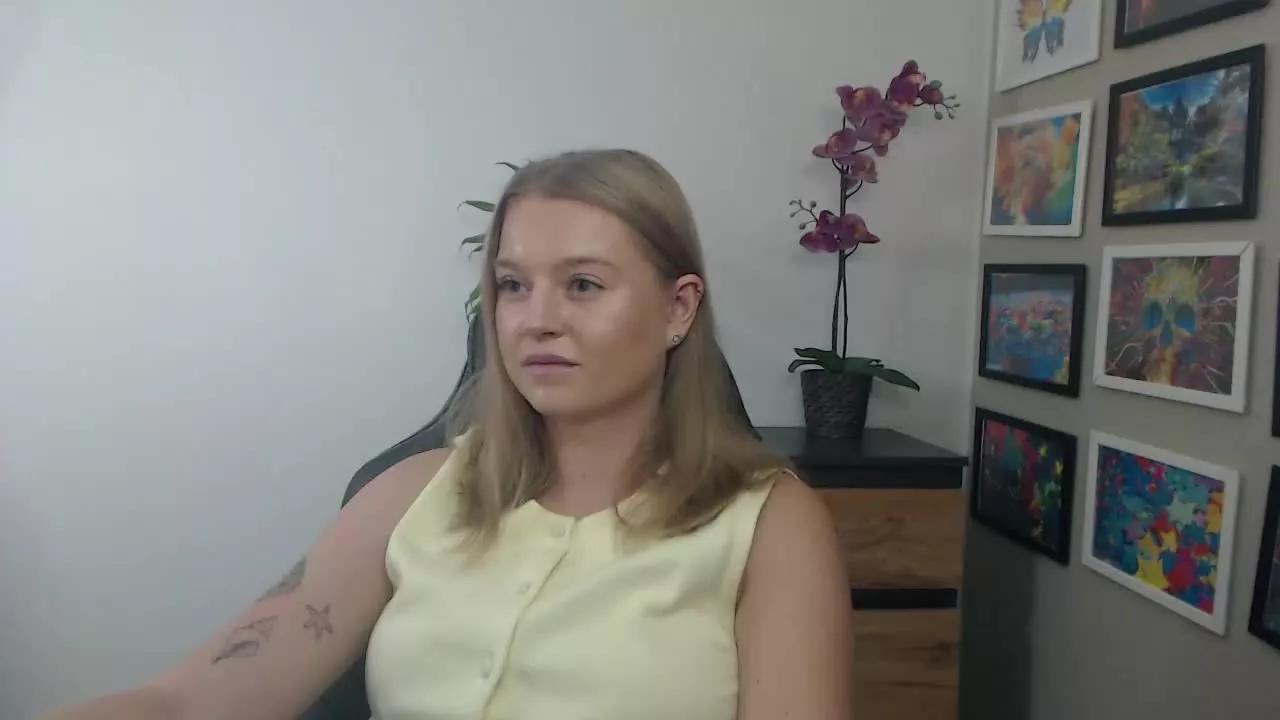 littleERICA on Streamray