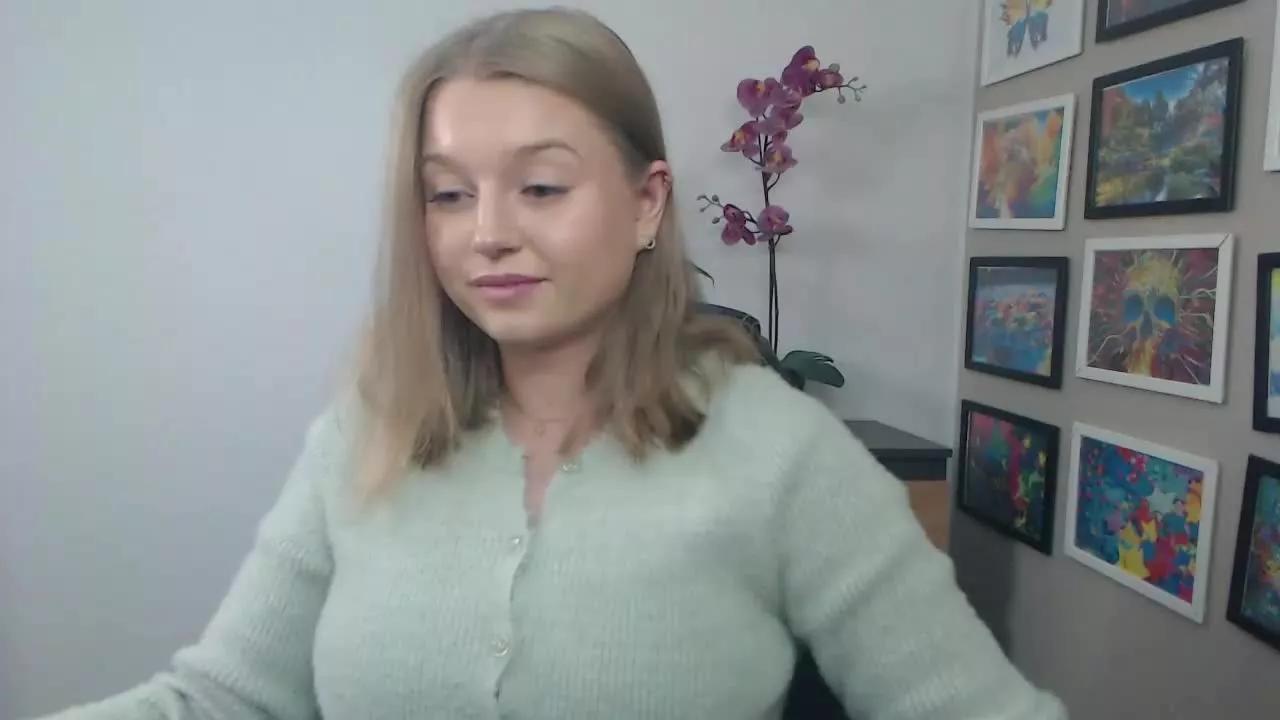 littleERICA on Streamray 
