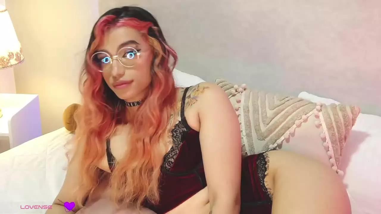 LizzieBrownn on Streamray 