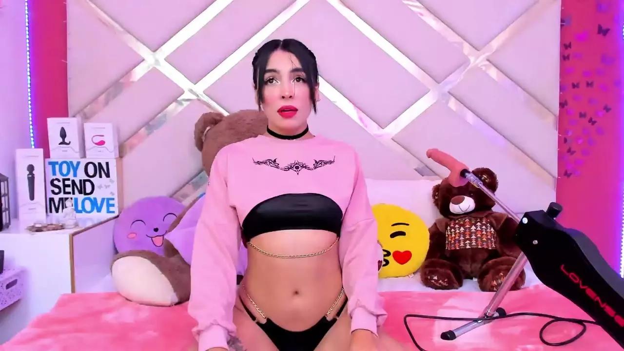 SaraSstonee on Streamray 